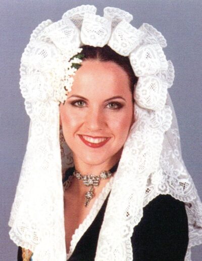 2004 Alejandra Moral Duenas
